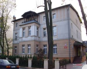 Zdjęcie domu na pasiece